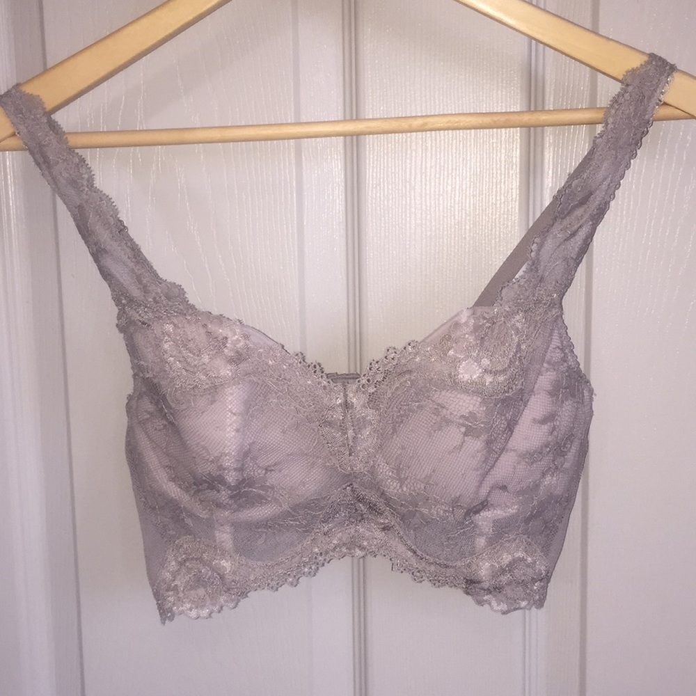 🆕 Victoria Secret Bra